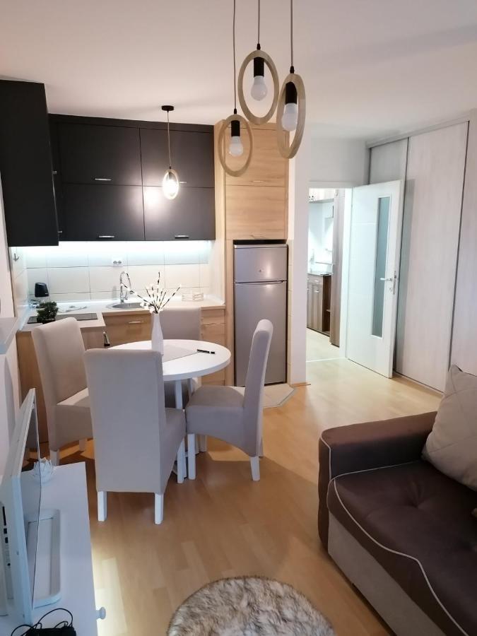 Emili Apartman ヤゴディナ エクステリア 写真