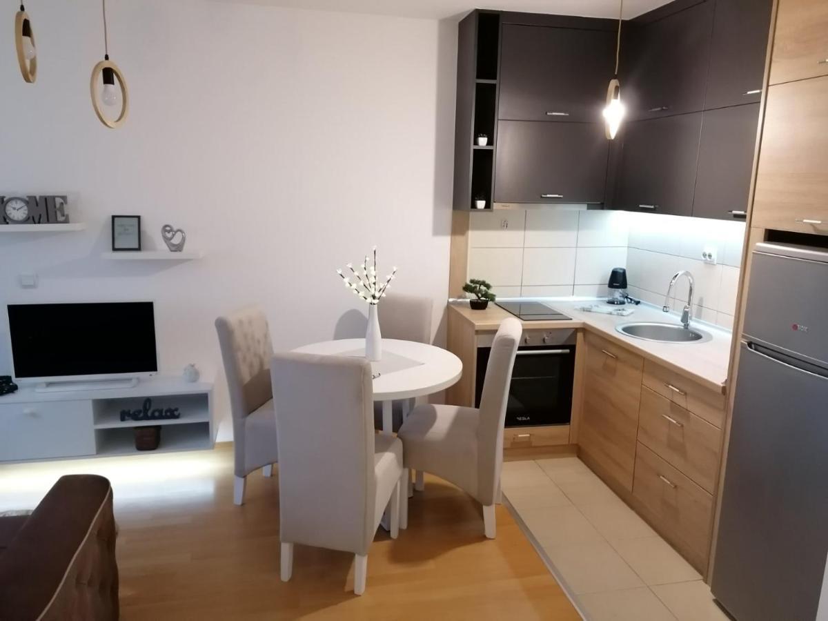 Emili Apartman ヤゴディナ エクステリア 写真