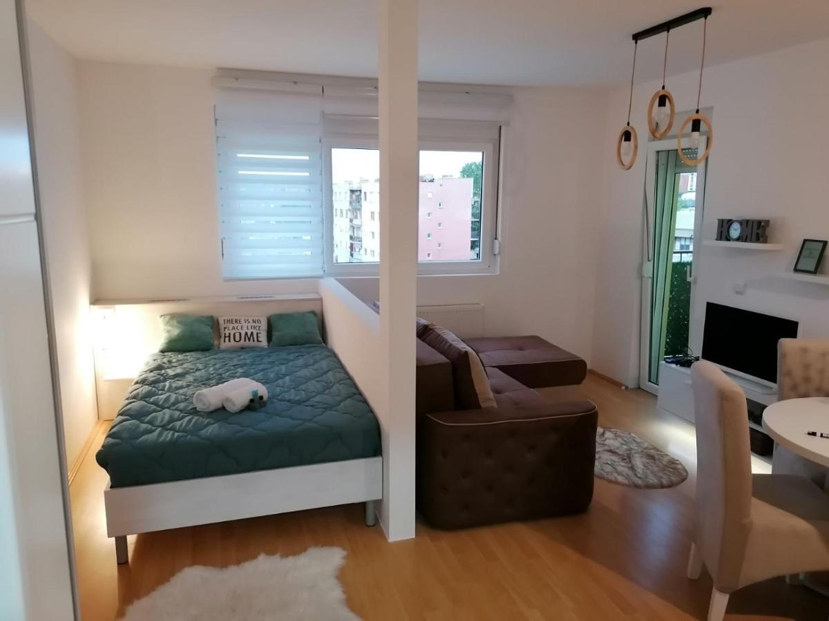 Emili Apartman ヤゴディナ エクステリア 写真