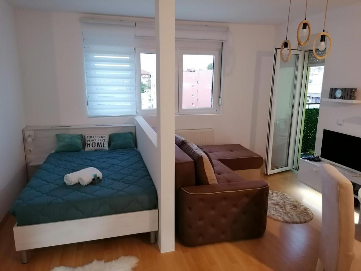 Emili Apartman ヤゴディナ エクステリア 写真